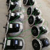 河南單梁運行0.4--3.0KW軟啟動電機包裝現(xiàn)場